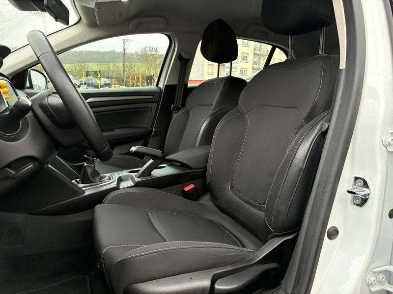 Renault Mégane IV Business Bluedci 115