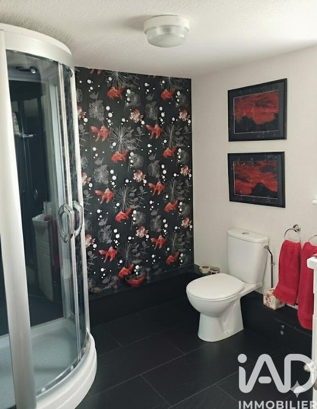 Maison - 230 m² - 10 pièces