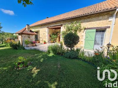 Maison - 202 m² - 6 pièces