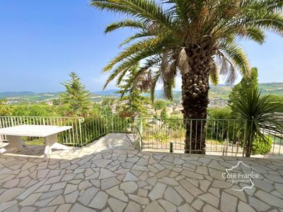 Villa - 145 m² - 5 pièces