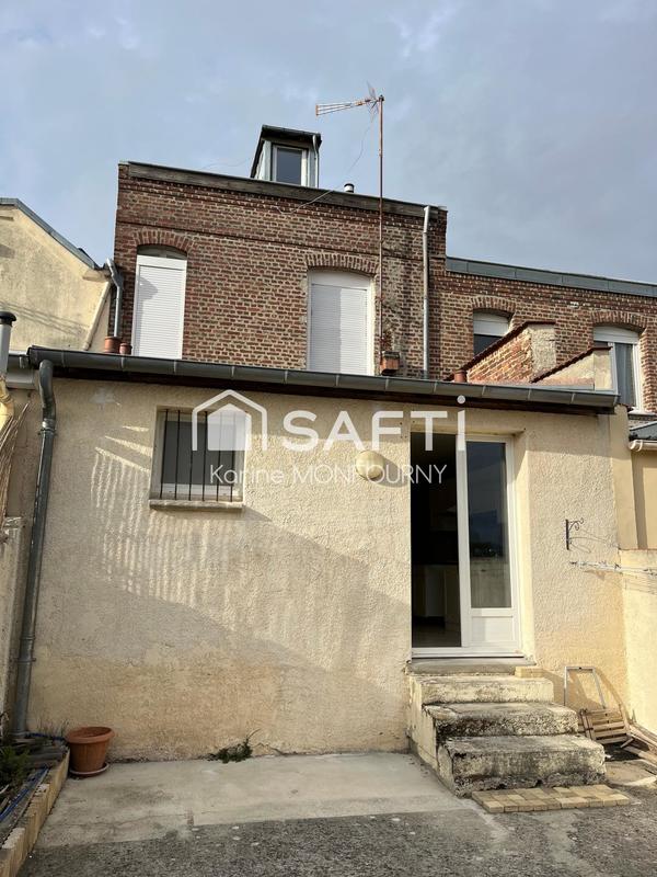 Maison - 95 m² - 5 pièces