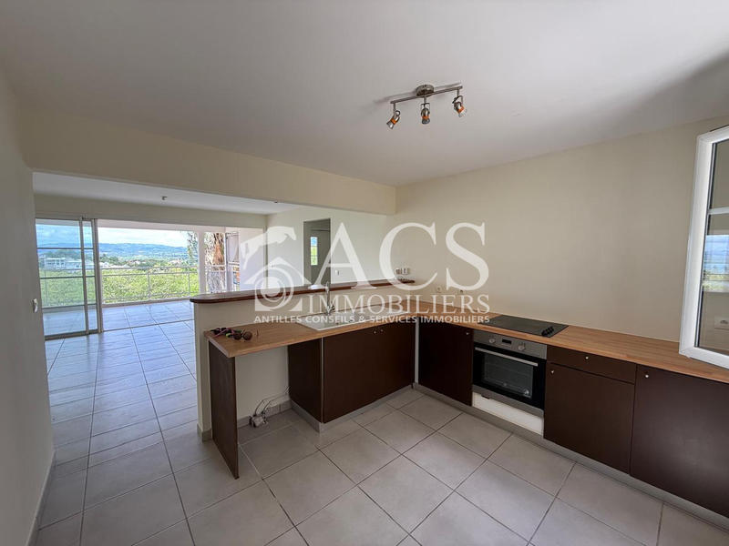 Appartement - 65 m² - 3 pièces