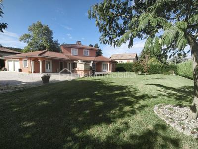 Maison - 141 m² - 6 pièces