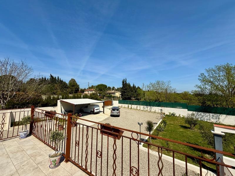 Villa - 194 m² - 9 pièces
