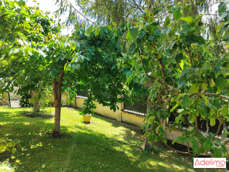 Villa - 266 m² - 8 pièces