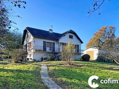 Maison traditionnelle - 96 m² - 4 pièces