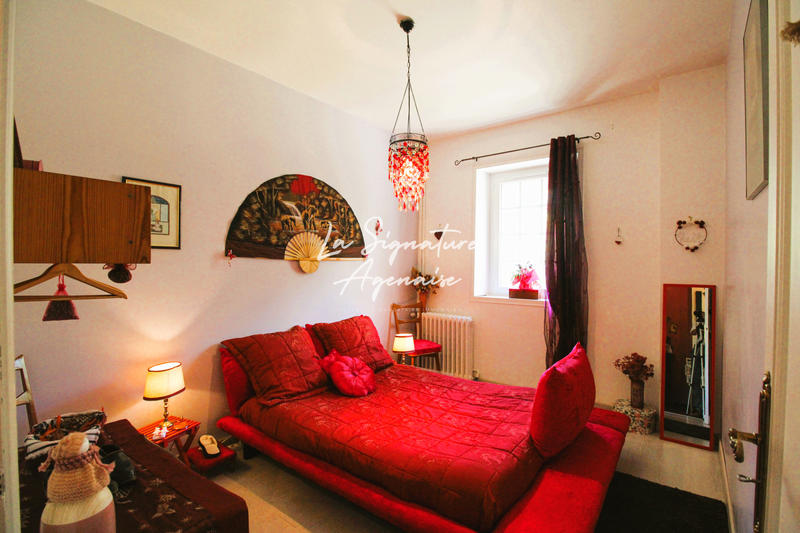 Maison - 275 m² - 8 pièces