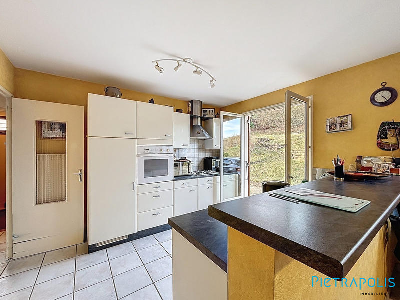 Maison - 146 m² - 6 pièces