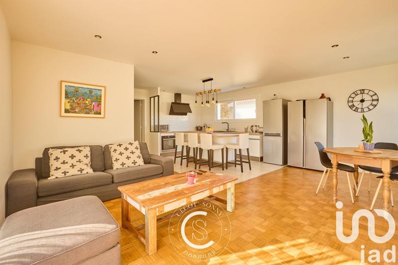 Maison - 137 m² - 5 pièces