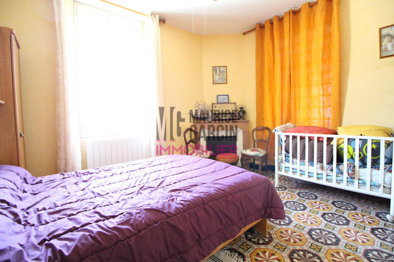 Maison - 151 m² - 6 pièces