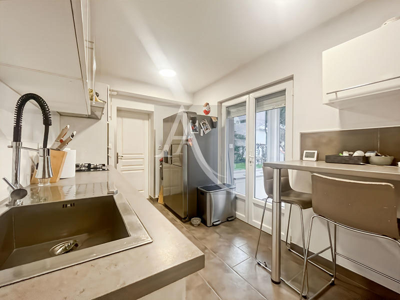 Maison - 110 m² - 6 pièces