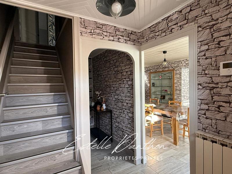 Maison - 155 m² - 7 pièces