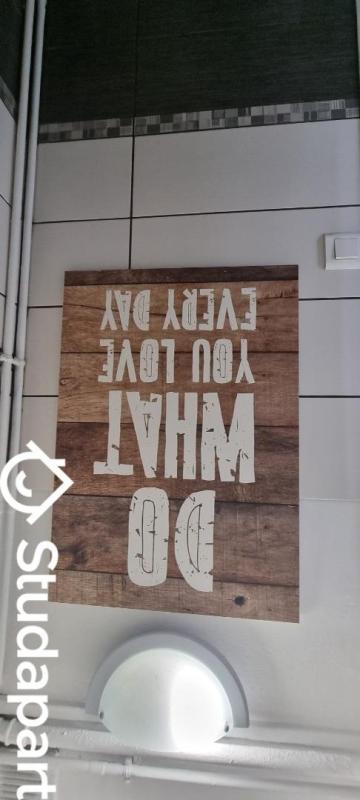 Chambre - 12 m² - 1 pièce