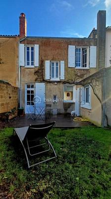 Maison bourgeoise - 100 m² - 4 pièces