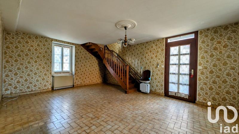 Maison - 230 m² - 8 pièces