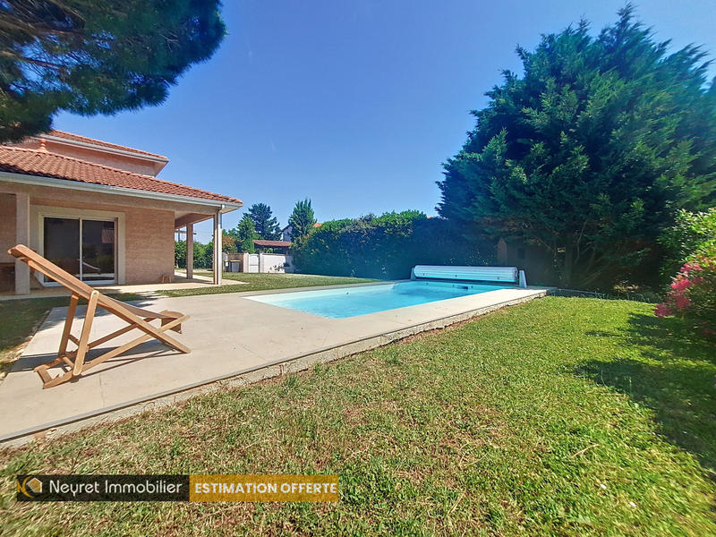 Maison - 132 m² - 7 pièces