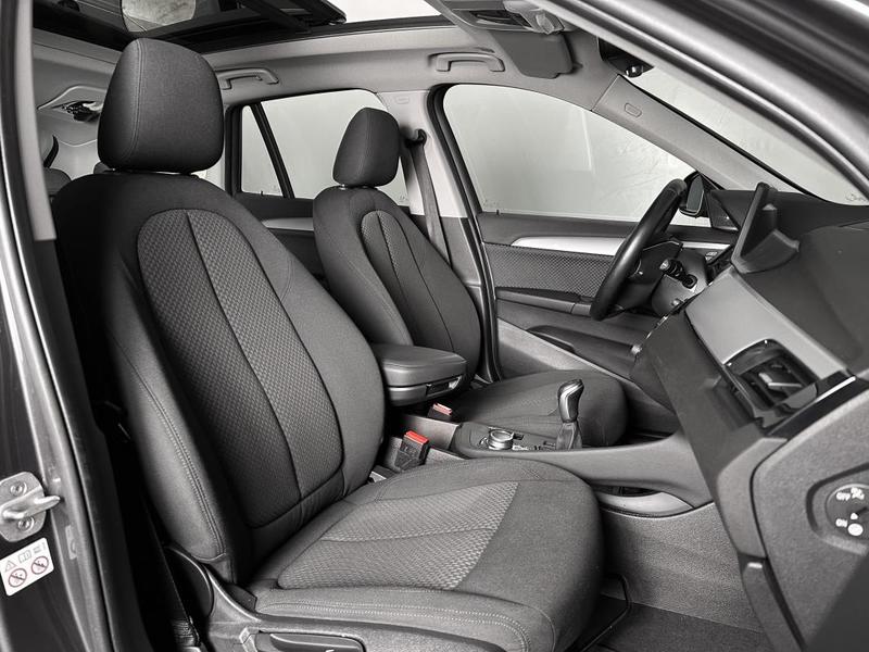 Bmw X1 Sdrive18d Phase 2 Toit Ouvrant Harman Kardon Hud Grand Gps Camera Dab Sieges Chauff Regul