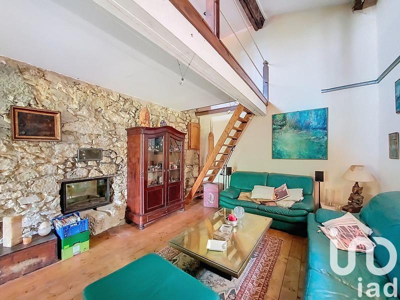 Maison - 255 m² - 9 pièces