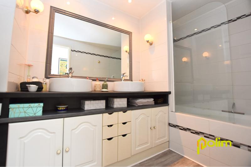 Maison - 118 m² - 4 pièces