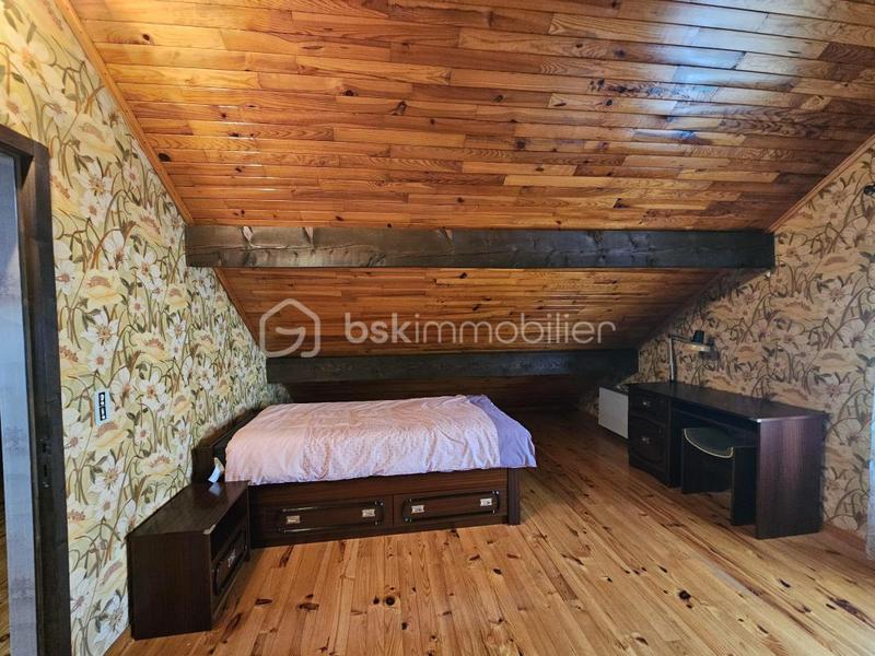 Maison - 150 m² - 8 pièces