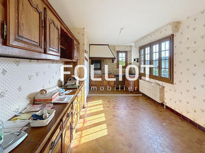 Maison - 241 m² - 7 pièces