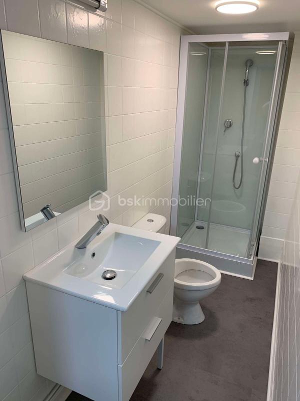 Immeuble - 155 m² - 10 pièces