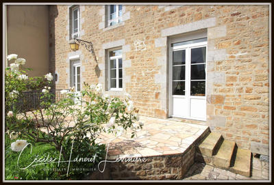 Maison - 174 m² - 8 pièces