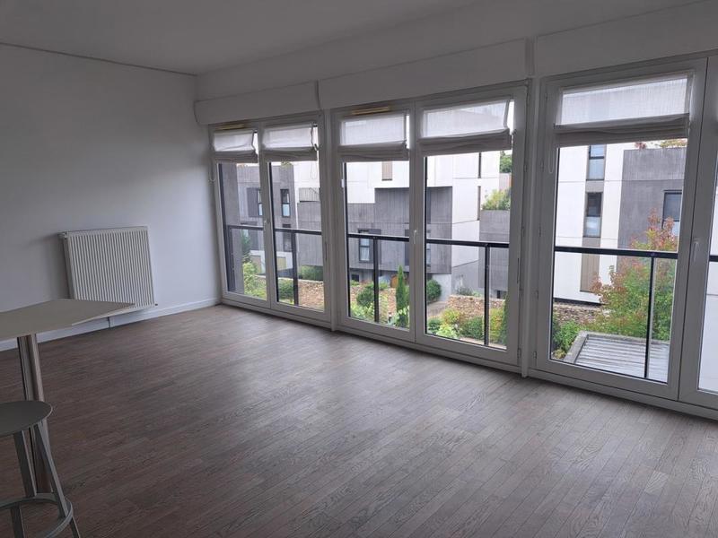 Studio - 36 m² - 1 pièce