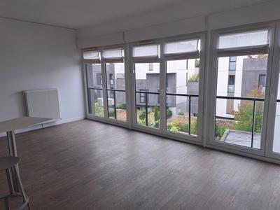 Studio - 36 m² - 1 pièce