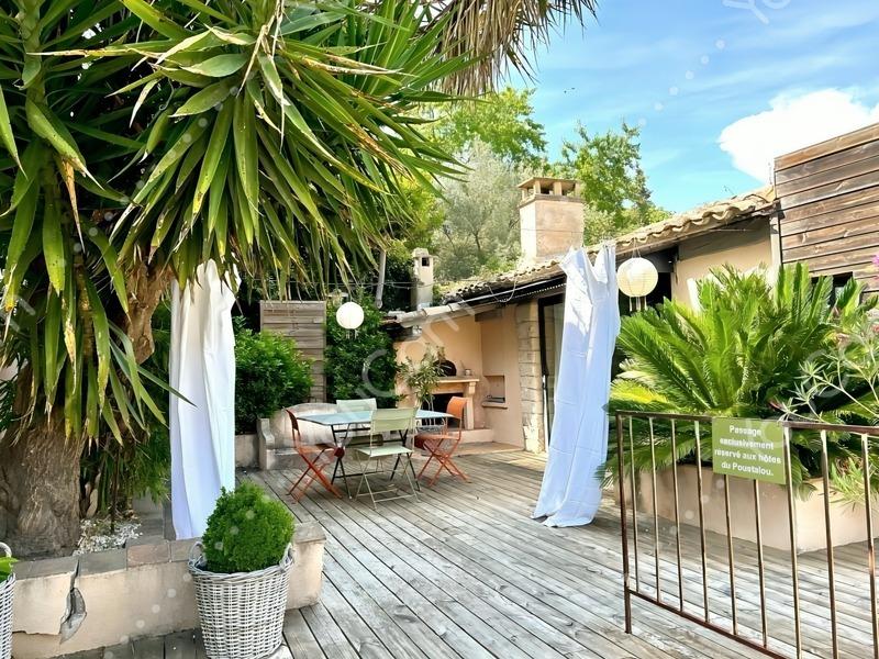 Maison - 390 m² - 17 pièces