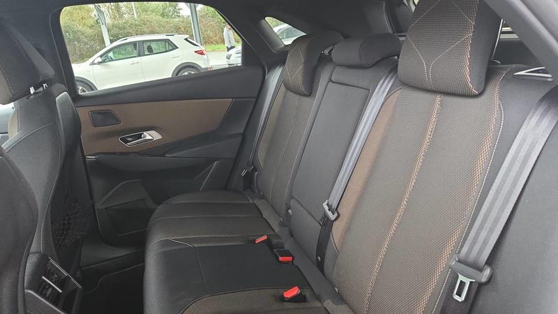 Ds Ds 7 Crossback 2.0 BlueHDi 180 Eat8 Business