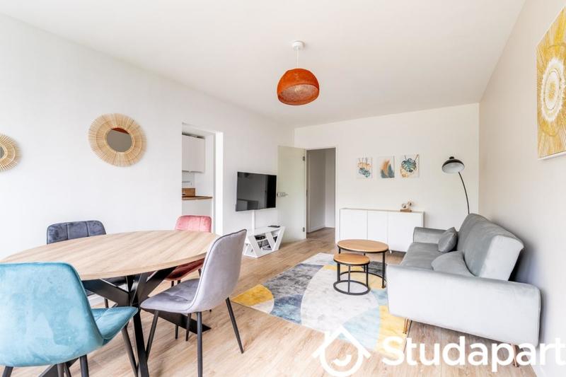 Chambre - 10 m² - 1 pièce