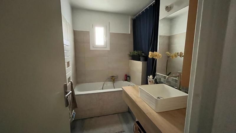 Maison - 111 m² - 5 pièces