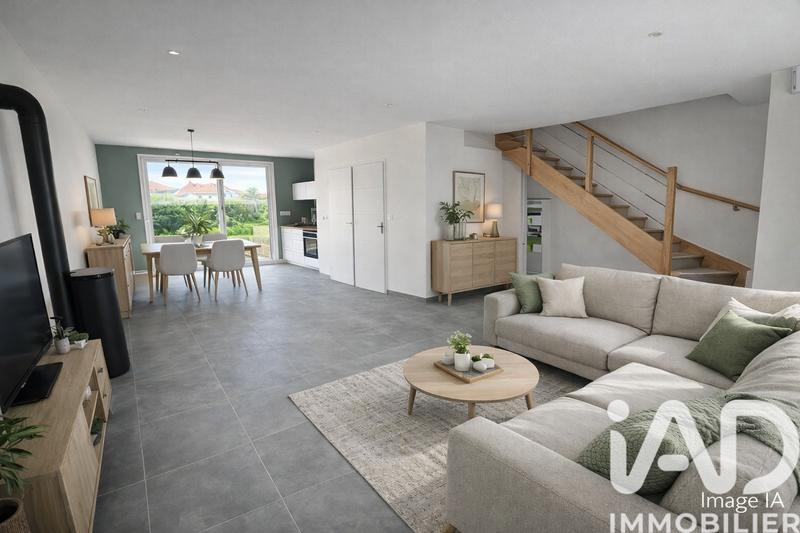 Maison - 95 m² - 5 pièces