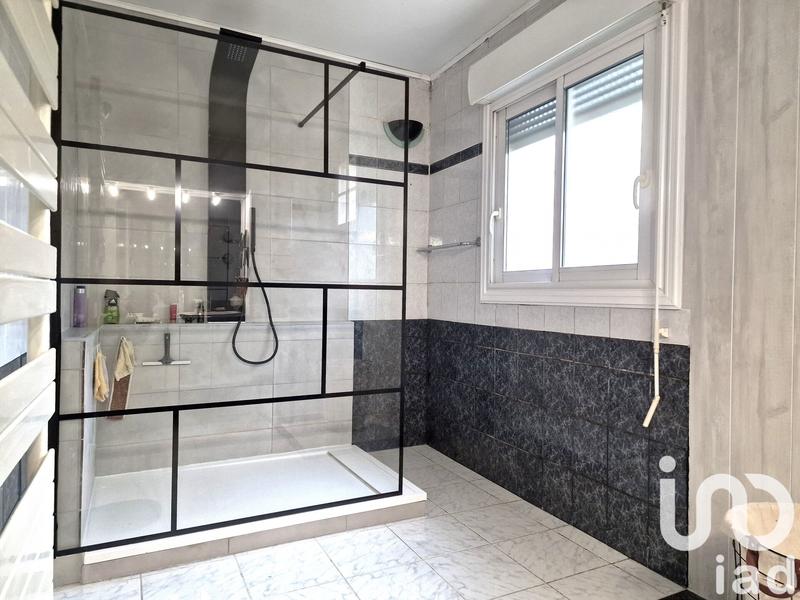 Maison - 138 m² - 7 pièces