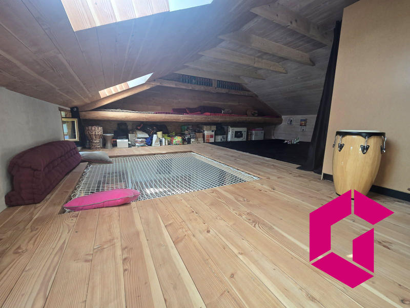 Maison - 136 m² - 3 pièces