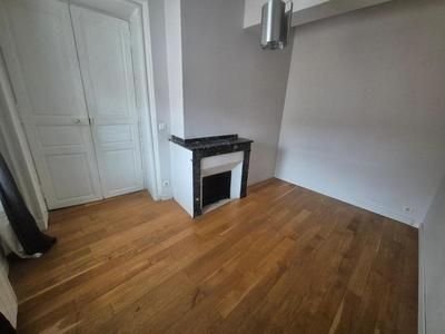 Appartement - 135 m² - 5 pièces