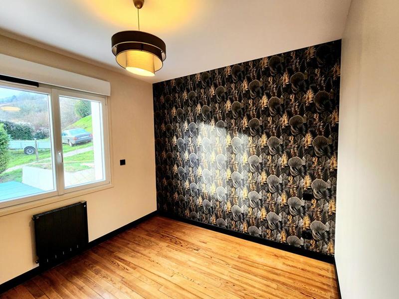 Maison - 80 m² - 5 pièces