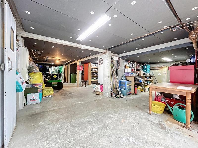 Maison - 138 m² - 7 pièces