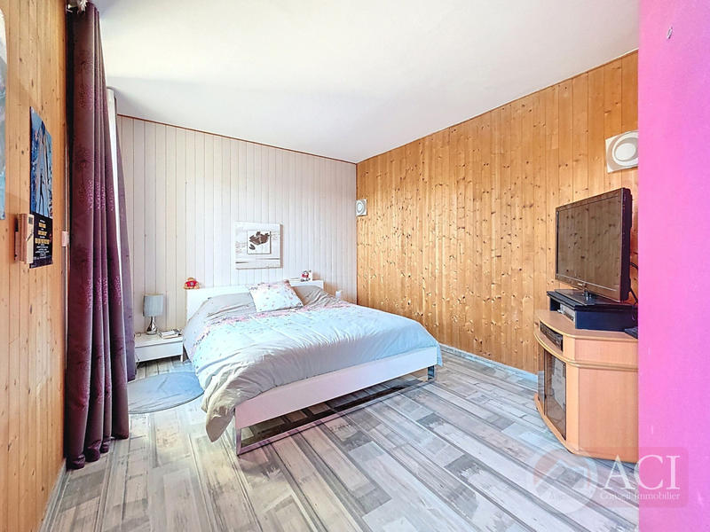 Maison - 110 m² - 5 pièces