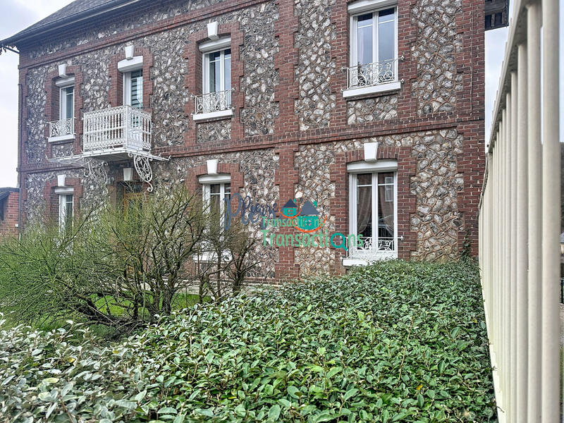 Maison - 128 m² - 4 pièces