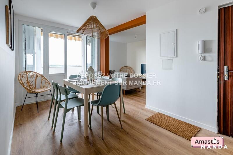 Chambre - 85 m² - 5 pièces