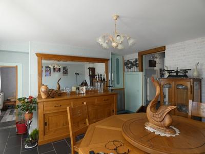 Maison - 137 m² - 5 pièces