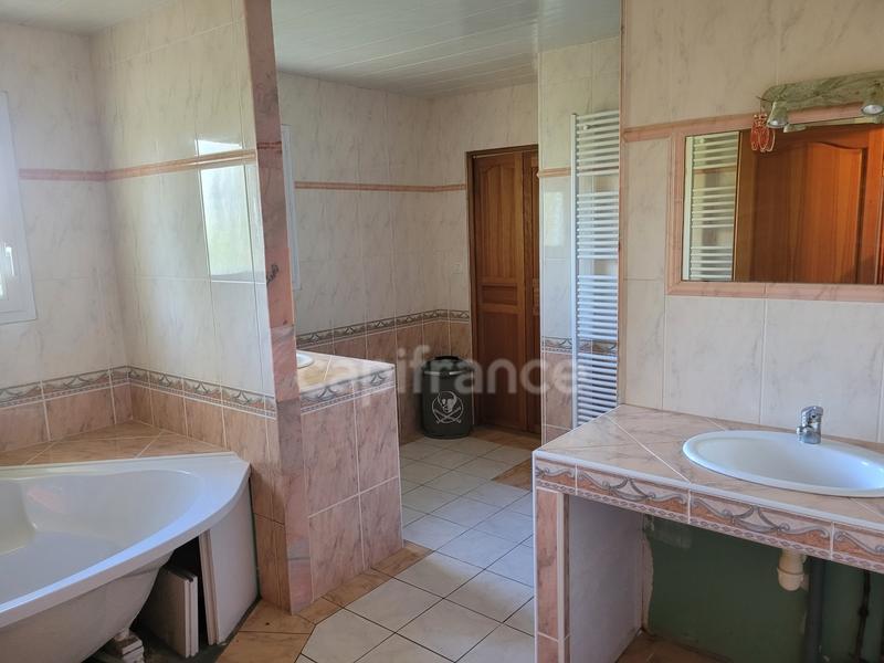 Maison - 178 m² - 5 pièces