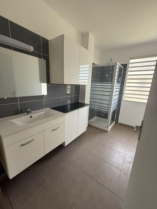 Appartement - 92 m² - 3 pièces