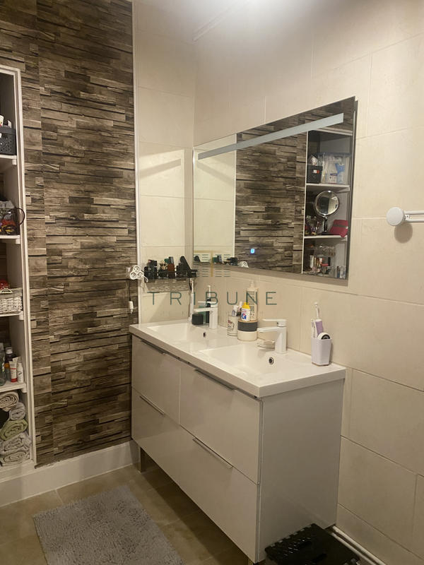 Appartement - 101 m² - 4 pièces