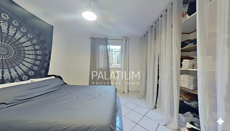 Appartement - 92 m² - 4 pièces