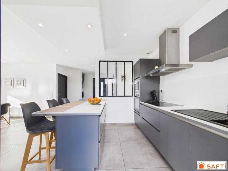 Maison - 120 m² - 5 pièces