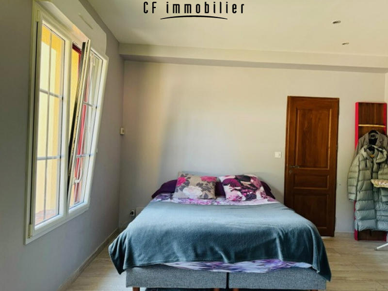 Maison - 200 m² - 7 pièces