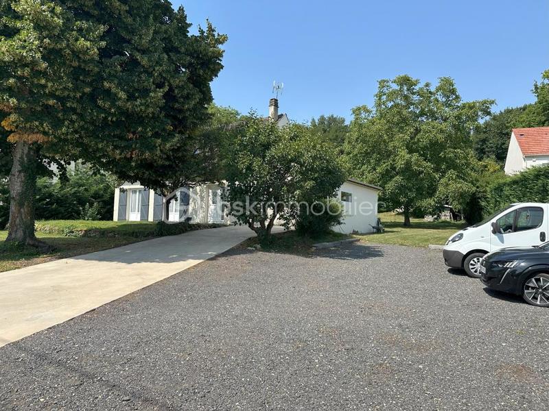 Maison - 160 m² - 6 pièces